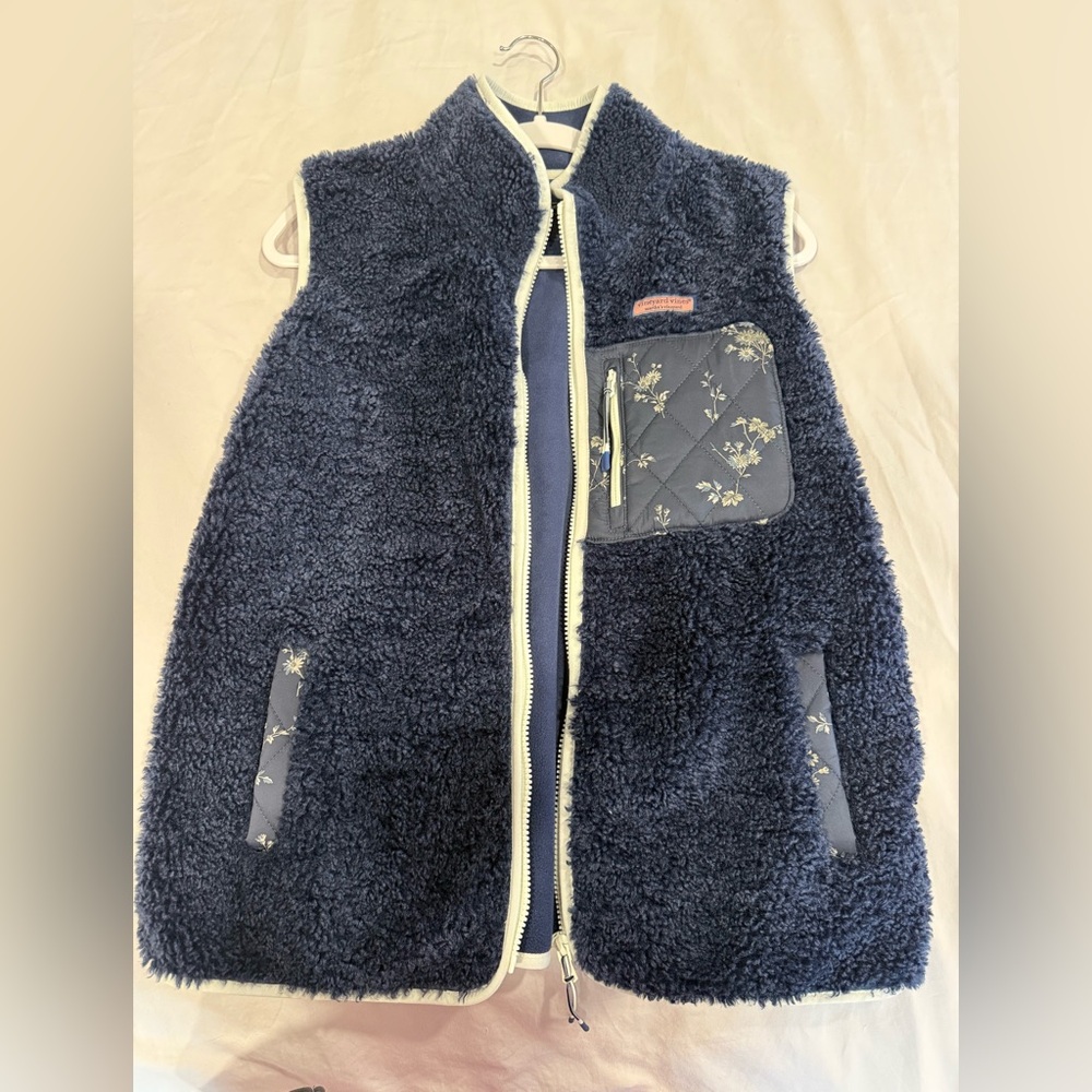 Vineyard Vines Navy Blue Fleece Vest with Floral Accents